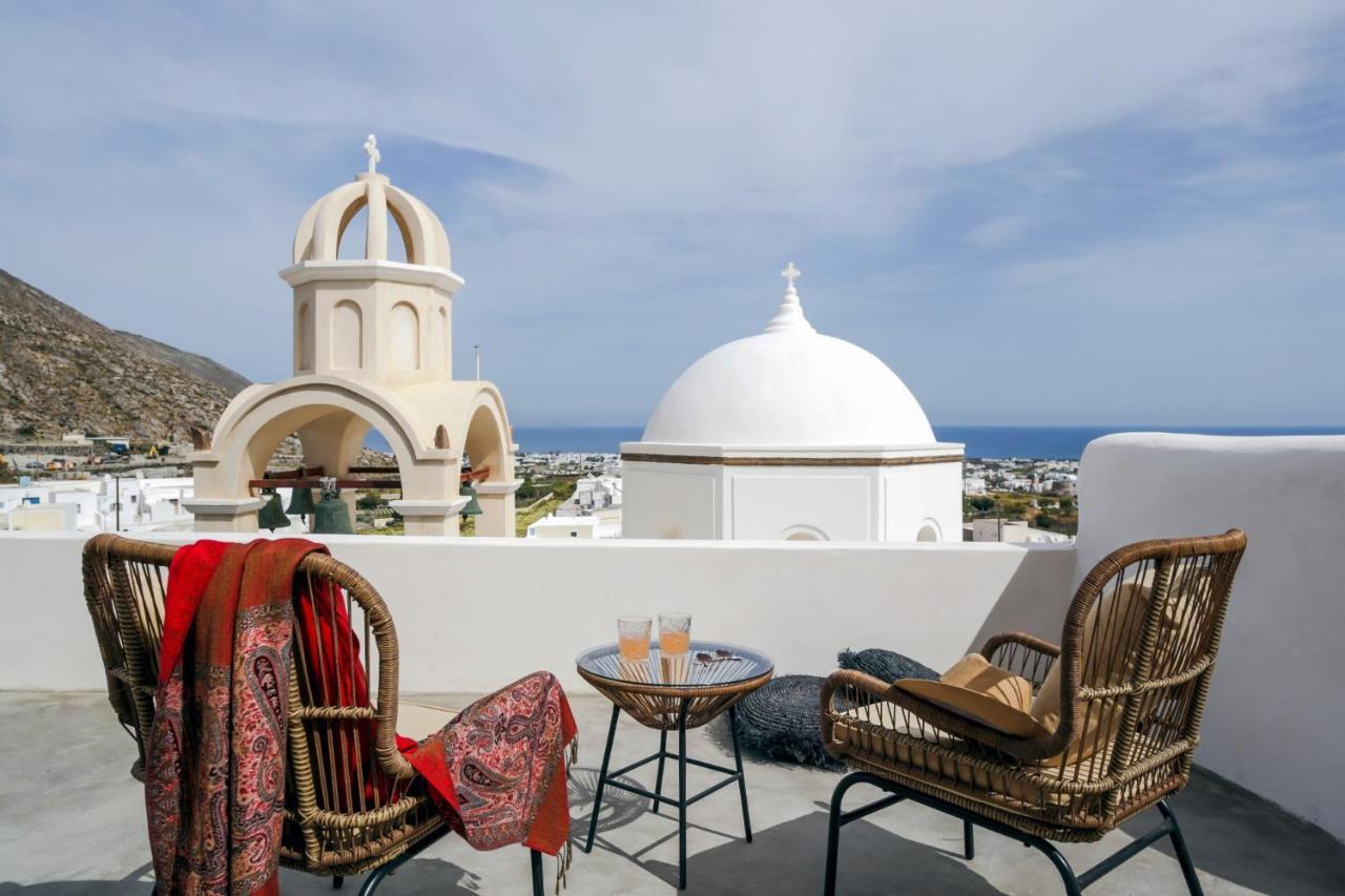 Exi Castle Suites Emporio  Exterior photo